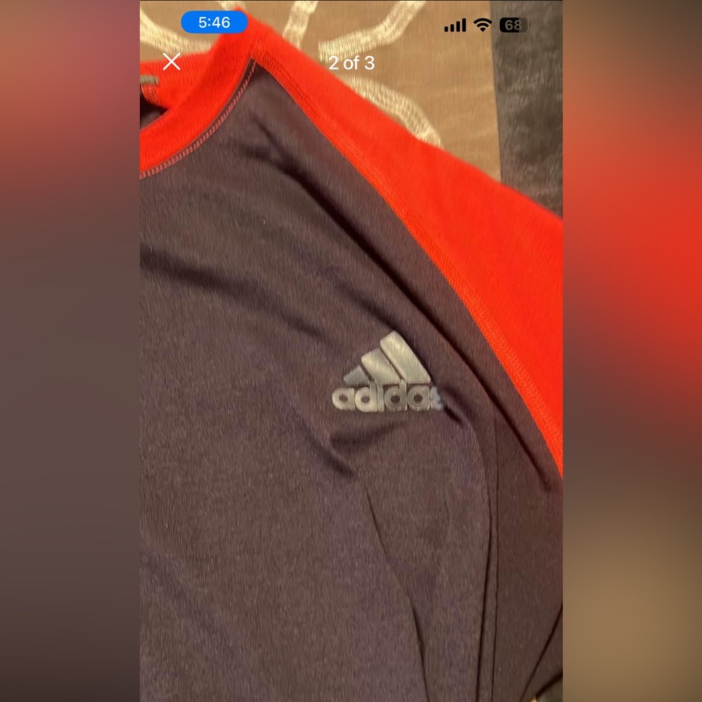 Adidas short sleeve shirt. 2XL men.